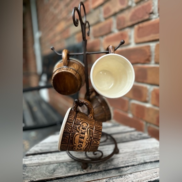 (4) Vntg Treasure Craft mugs with rack